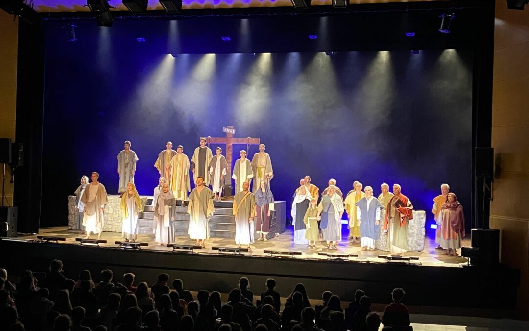 Pastorale : spectacle « Jésus de Nazareth, 2000 ans d’amour » pour 32 jeunes du collège